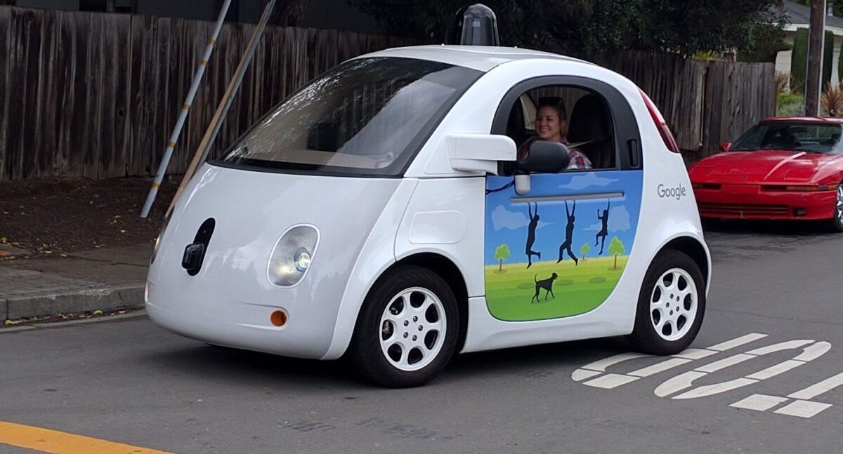 Autonomous Tech & Driverless Cars: What’s On the Road Now, and What’s Next