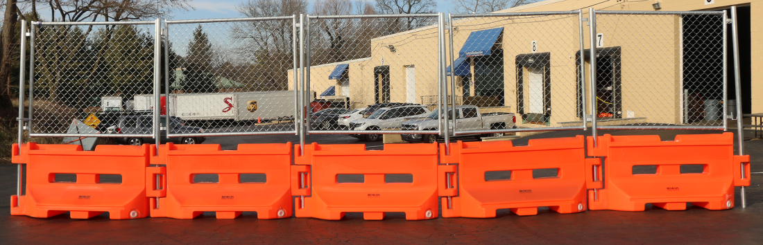 Featured Product of the Week: Interlocking Construction Barriers with OnePro Fencing