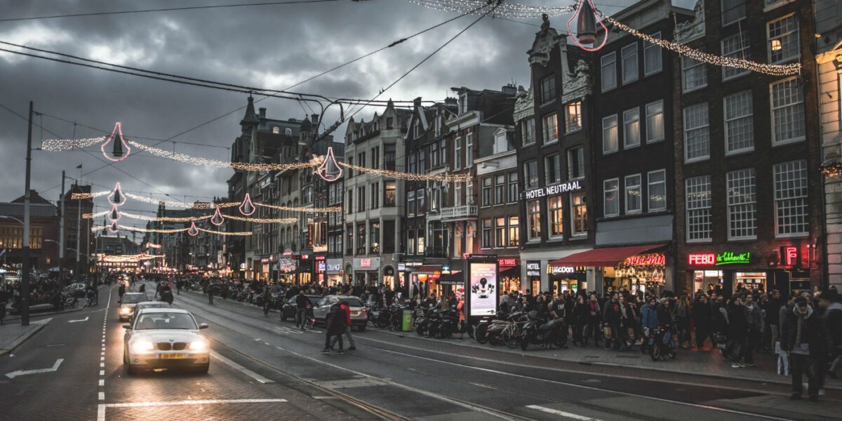 What’s Stalling The Dream Of Autonomous Cars In The U.S.?